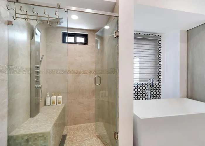 Marbella Lane Premium Ocean View & Pool * Cabo San Lucas