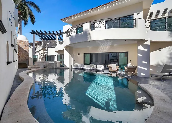 Marbella Lane Premium Ocean View & Pool *