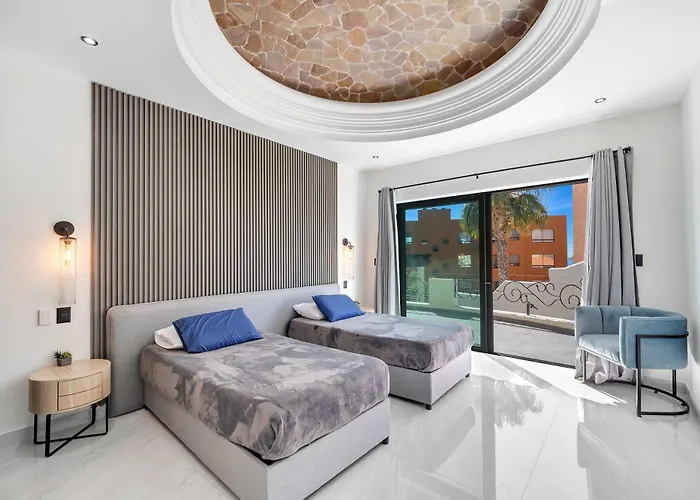 Сasa de vacaciones Marbella Lane Premium Ocean View & Pool *
