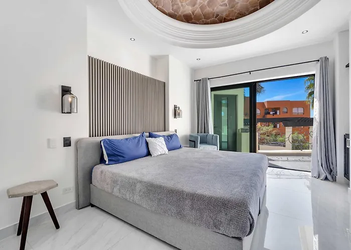 Marbella Lane Premium Ocean View & Pool Сasa de vacaciones